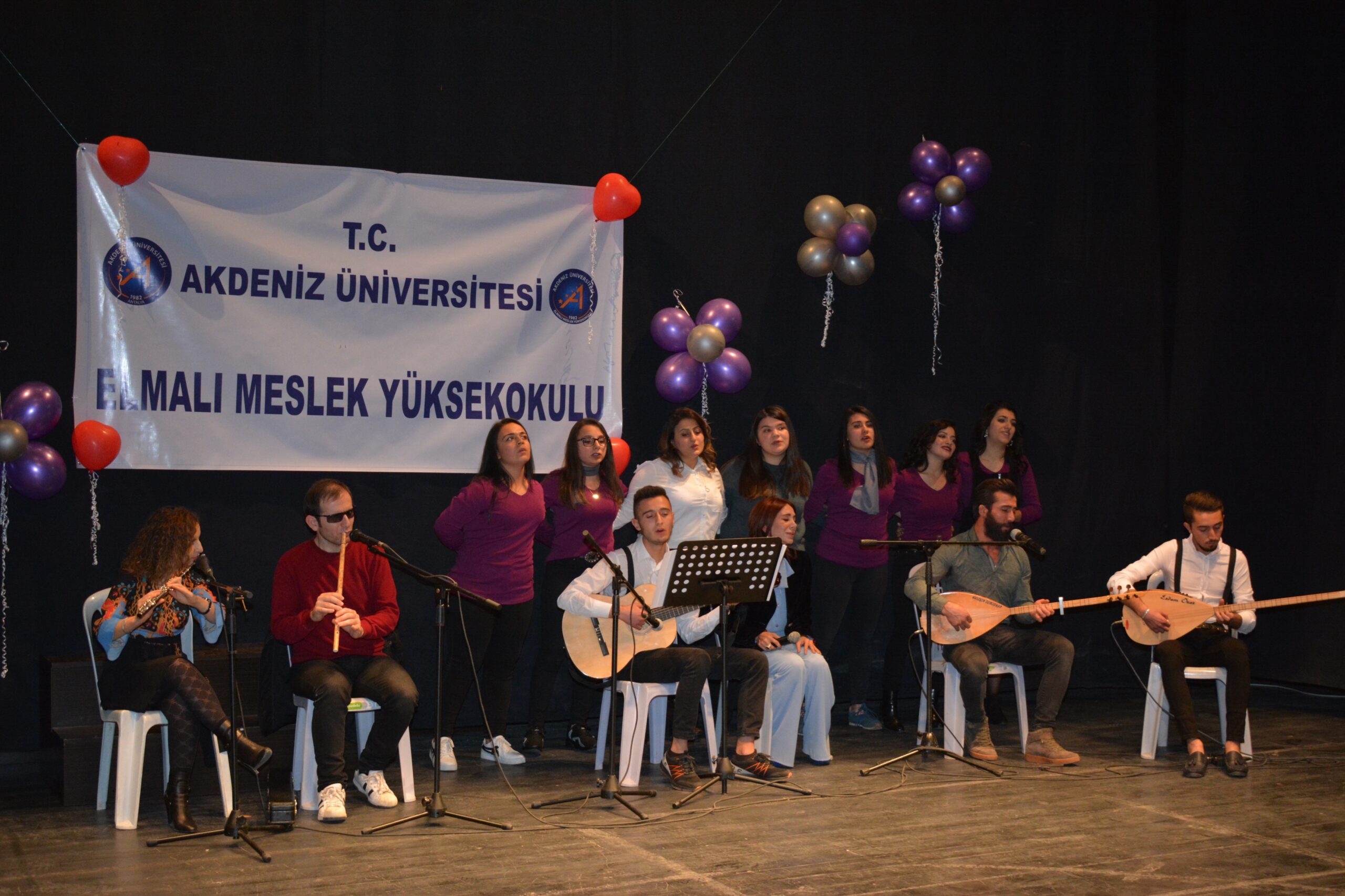 ELMALI MYO’DAN TÜRKÜ VE ŞİİR DOLU MUHTEŞEM BİR GECE